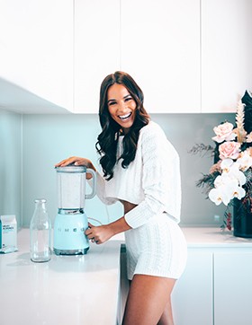 nourish_and_care_wholesale_almond_milk_supplier