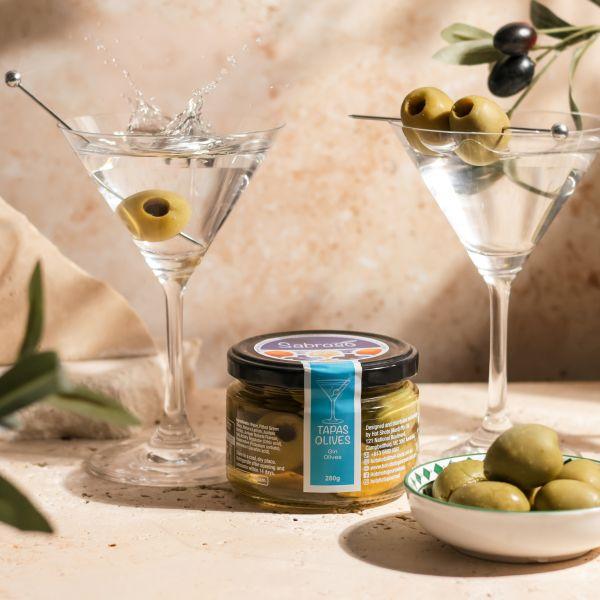 Sabroso Olives are crafted using only the finest ingredients and traditional brining techniques for an unforgettable taste. Bold and flavourful, the different varieties can be used in an array of ways to bring out their best.