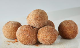 honey-dee-wholesale-loukoumades-greek-honey-puffs-international-cuisine