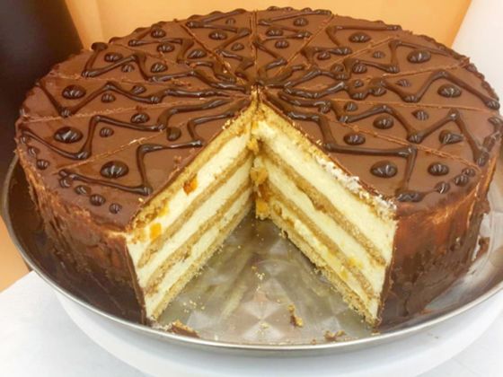 Girodi Cakes