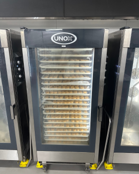 Healthy Food Crew contract manufacturing showcasing custom-made pet treat spread and grain-free mues