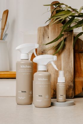 Euclove natural cleaning products range including spray bottles and 5L floor cleaner concentrate dis