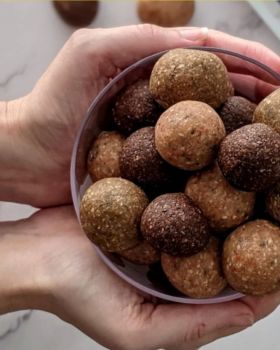Fairy Bread Cake in a Mug mix by Story Book Cakes, served in a mug with ice cream and sprinkles on t