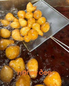 honey-dee-wholesale-loukoumades-greek-honey-puffs-international-cuisine
