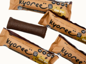 Kyoree oat bar range in banana, berry and cocoa flavours, individually packaged kids snack bars disp