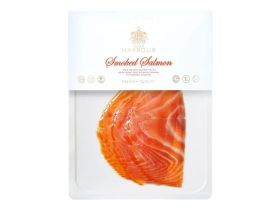 World-class caviar served on a gourmet dish with salmon and herrings, showcasing Harigon Gourmet Foo