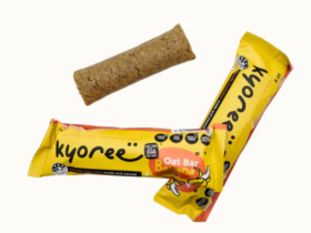 Kyoree oat bar range in banana, berry and cocoa flavours, individually packaged kids snack bars disp
