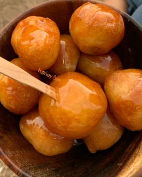 honey-dee-wholesale-loukoumades-greek-honey-puffs-international-cuisine