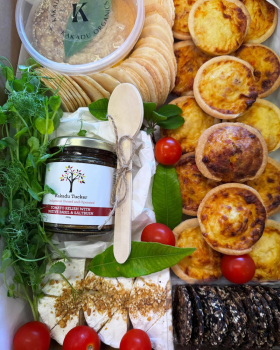 Kylie from Kakadu Organics showcasing Indigenous owned wholesale bush tucker foods including native
