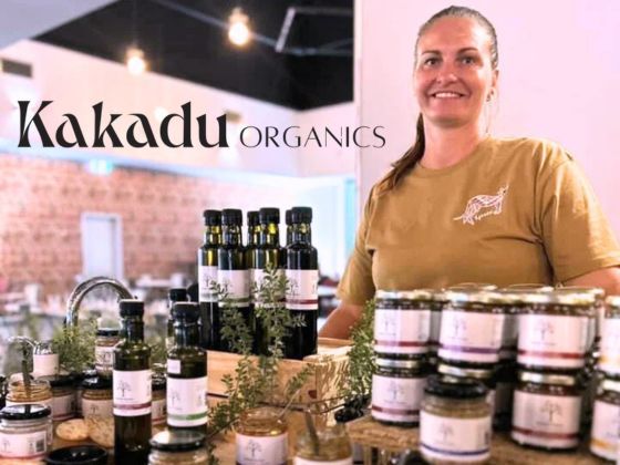 Kylie from Kakadu Organics showcasing Indigenous owned wholesale bush tucker foods including native