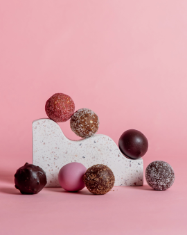 Nourishing By Sally contract manufacturing of wholefood prote balls in coconut and cacao varieties,