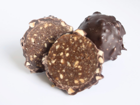 nourishing-by-sally-wholesale-protein-balls-slices