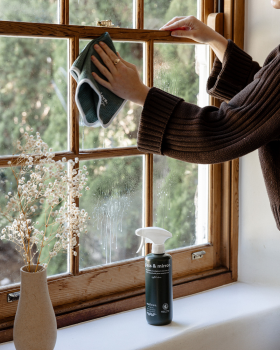 Euclove natural cleaning products range including spray bottles and 5L floor cleaner concentrate dis
